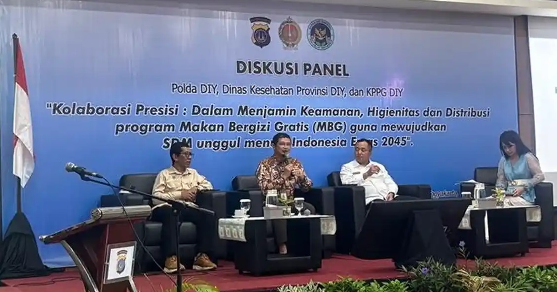 Diskusi-panel-kolaborasi-presisi-dalam-menjamin-keamanan-MBG1